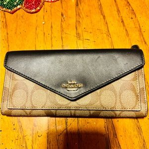 Coach wallet(s)
